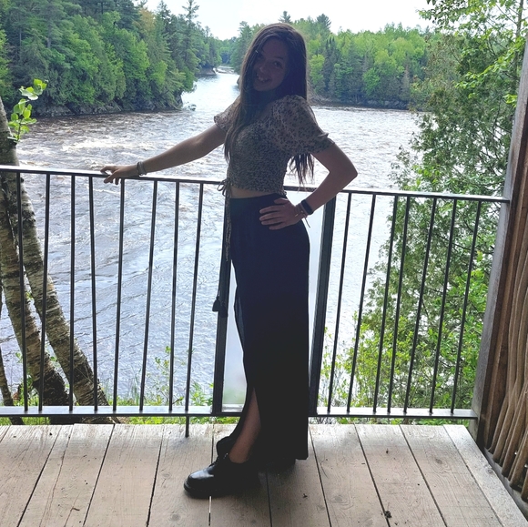 Meet your Posher, Clara - Picture 2 of 2